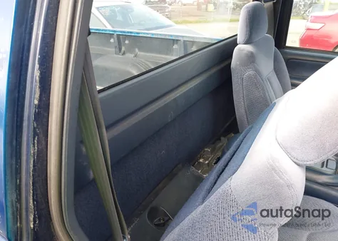 1995 Chevrolet Gmt-400 C1500 z USA, uszkodzony, nr VIN 1GCEC14K6SZ148098